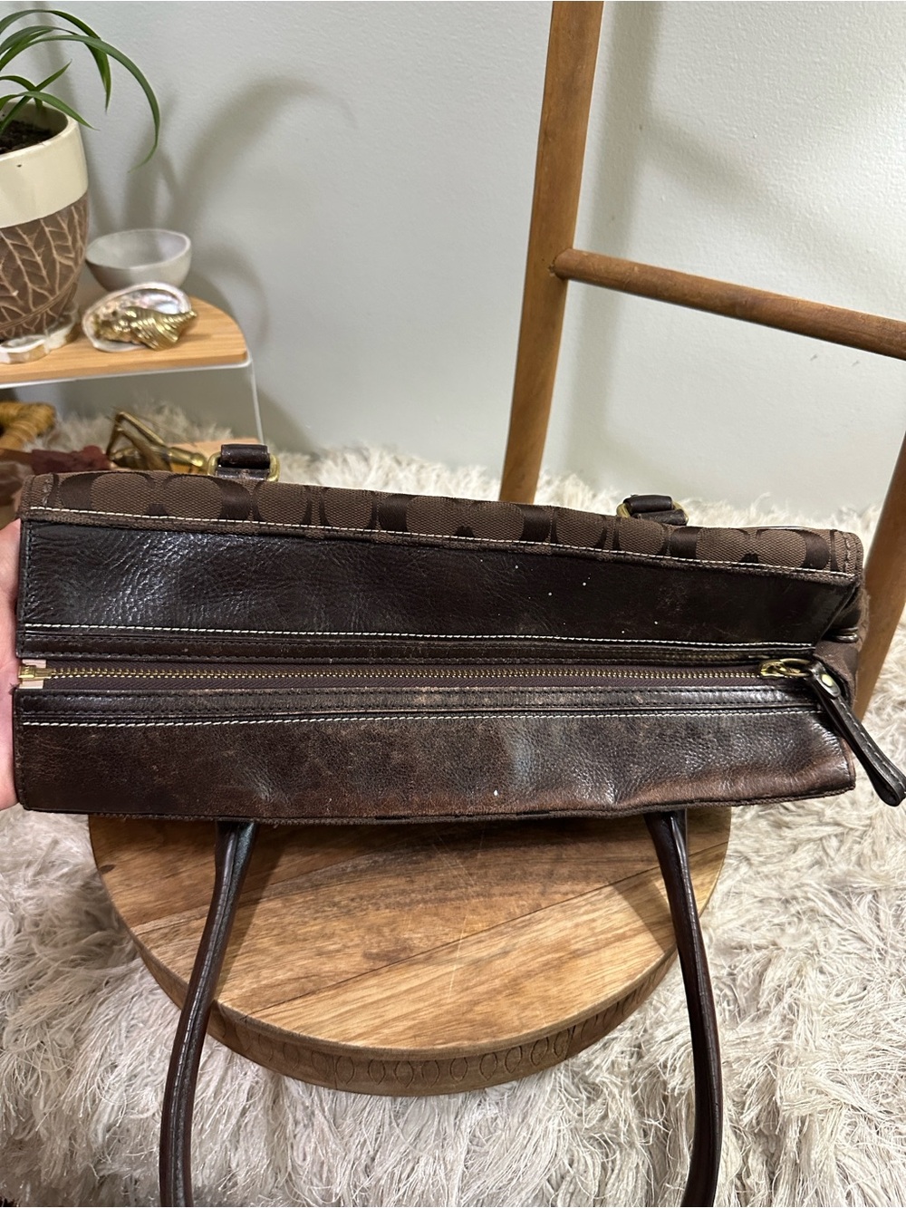 Coach Purse 11063 Brown Hampton Signature
Shoulder Tote Turnlock As Is Damaged - Picture 12 of 17